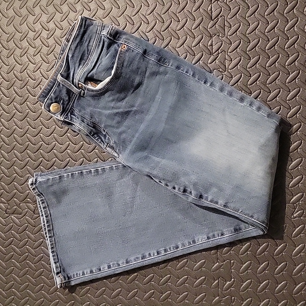 American Eagle Outfitters Super Stretch Kick Boot Jeans Size 10 Short